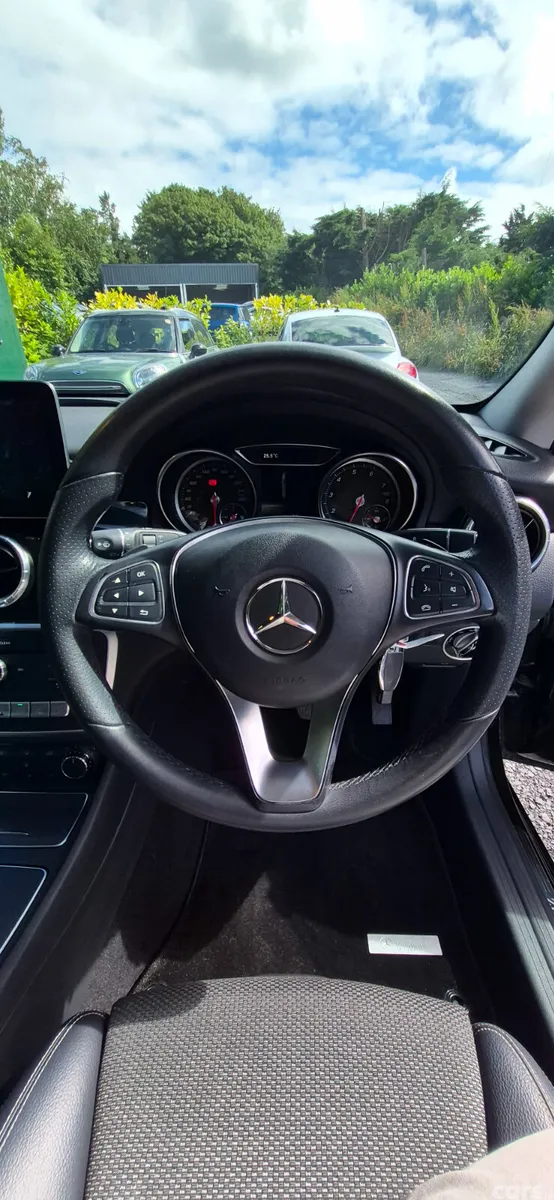 Mercedes-Benz CLA Estate, Petrol, 2017, Black