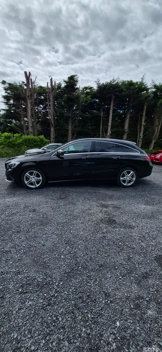 Mercedes-Benz CLA Estate, Petrol, 2017, Black