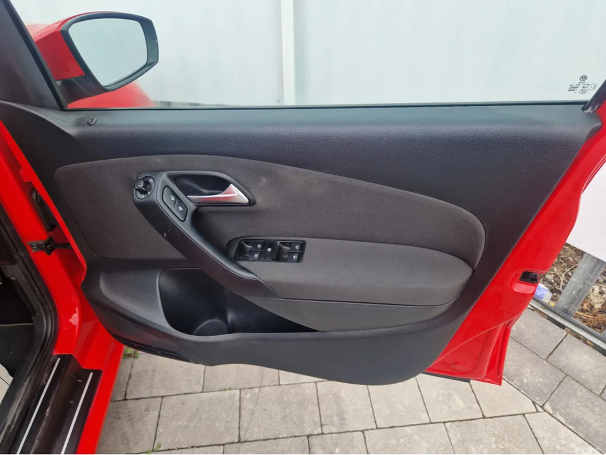Volkswagen Polo Hatchback, Petrol, 2014, Red