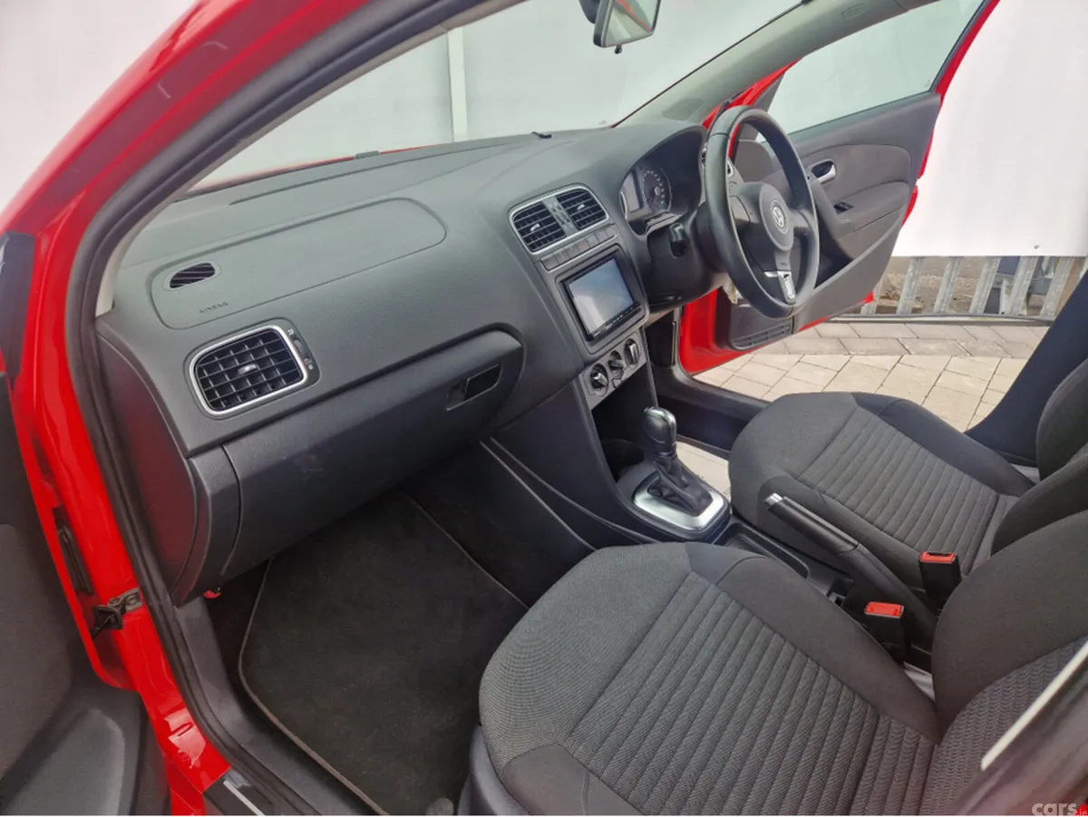 Volkswagen Polo Hatchback, Petrol, 2014, Red