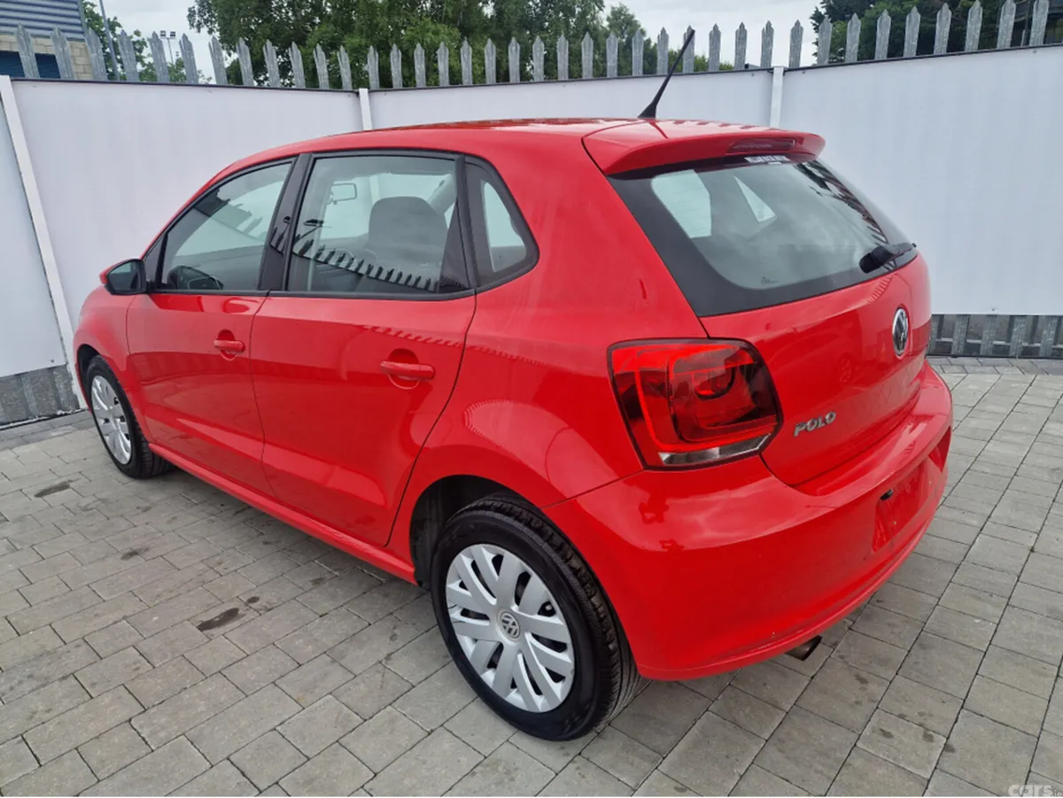 Volkswagen Polo Hatchback, Petrol, 2014, Red