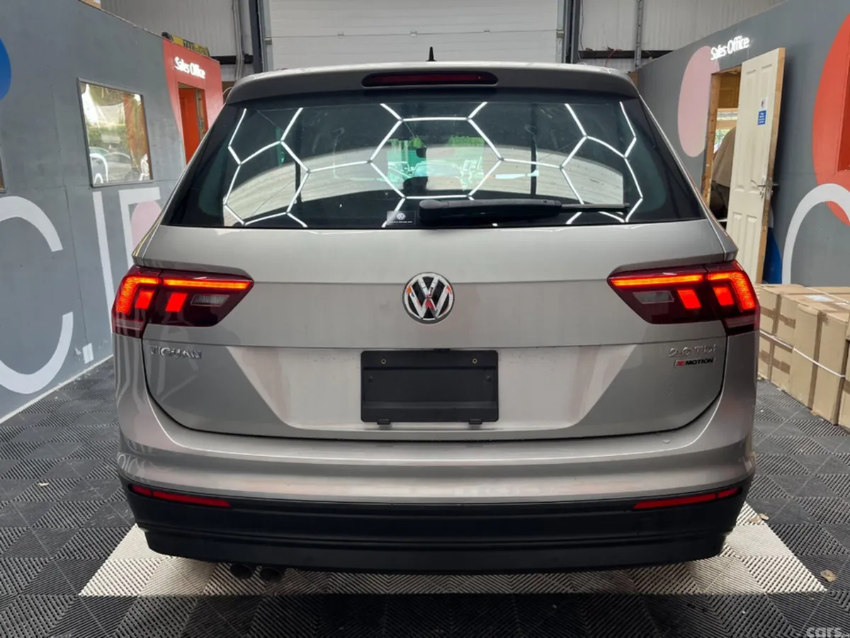 Volkswagen Tiguan SUV, Diesel, 2019, Silver