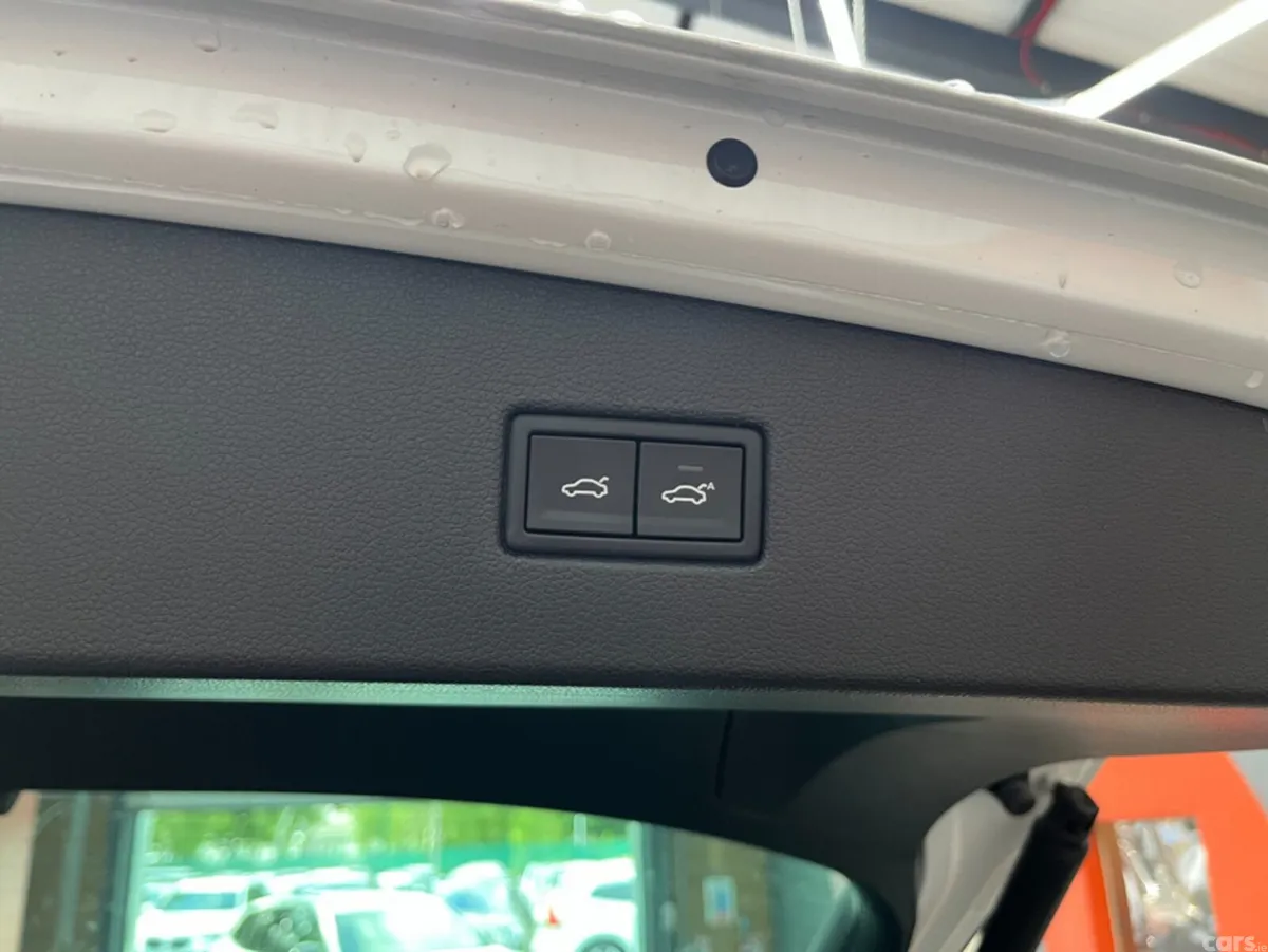 Volkswagen Tiguan SUV, Diesel, 2018, White