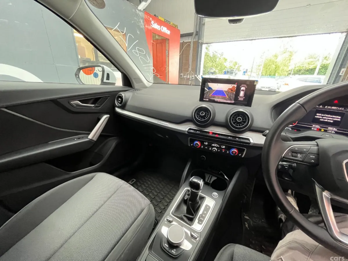 Audi Q2 SUV, Petrol, 2024, White