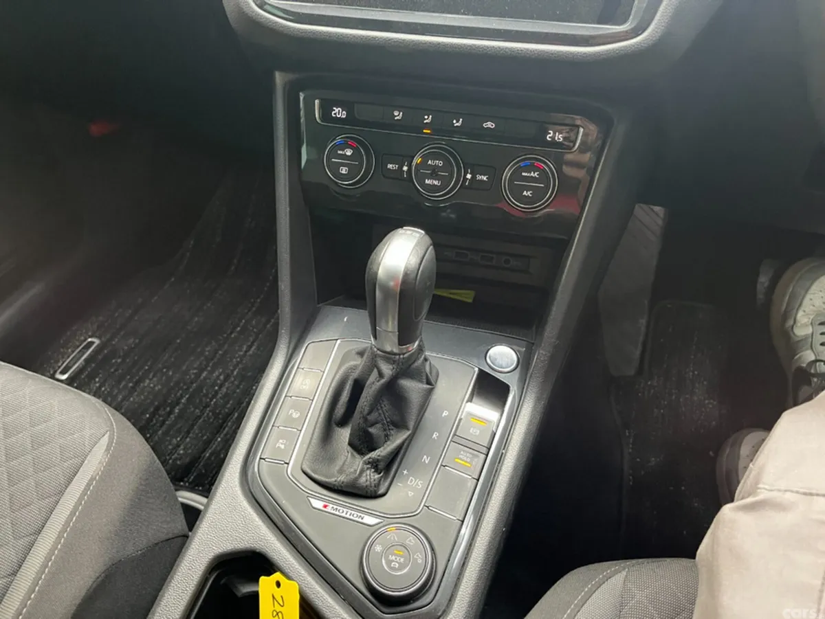 Volkswagen Tiguan SUV, Diesel, 2019, Silver
