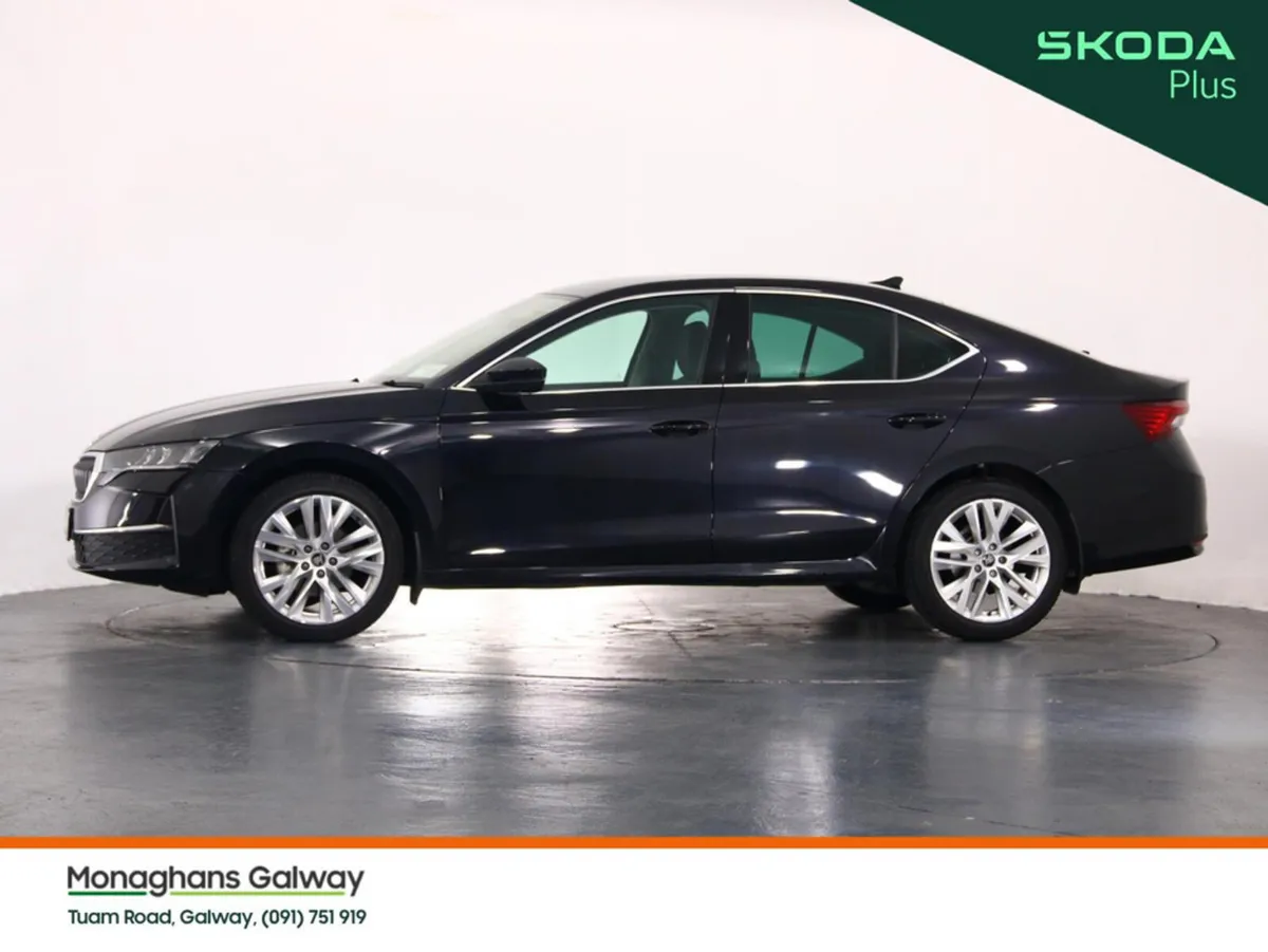 Skoda Octavia Hatchback, Diesel, 2026, Black