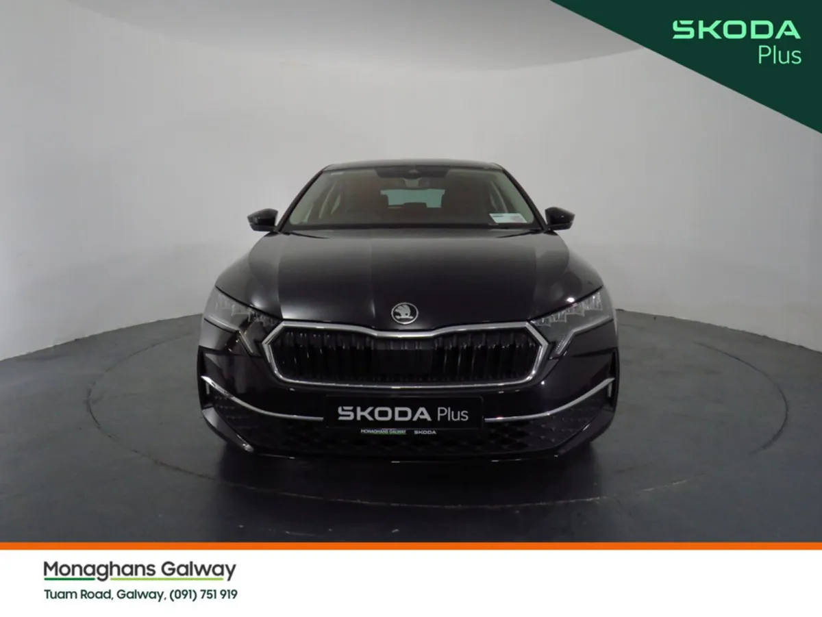 Skoda Octavia Hatchback, Diesel, 2026, Black
