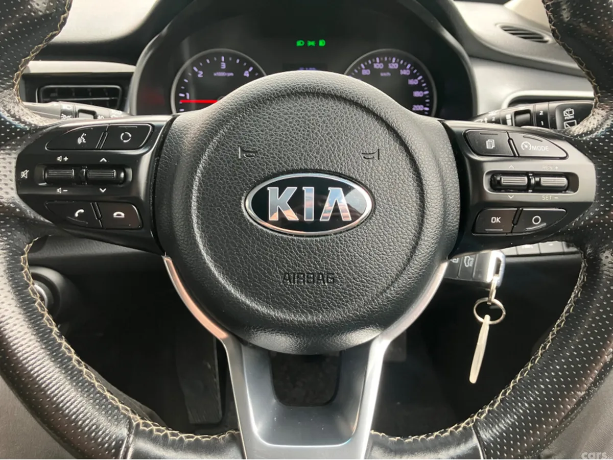 Kia Stonic Estate, Diesel, 2018, Red