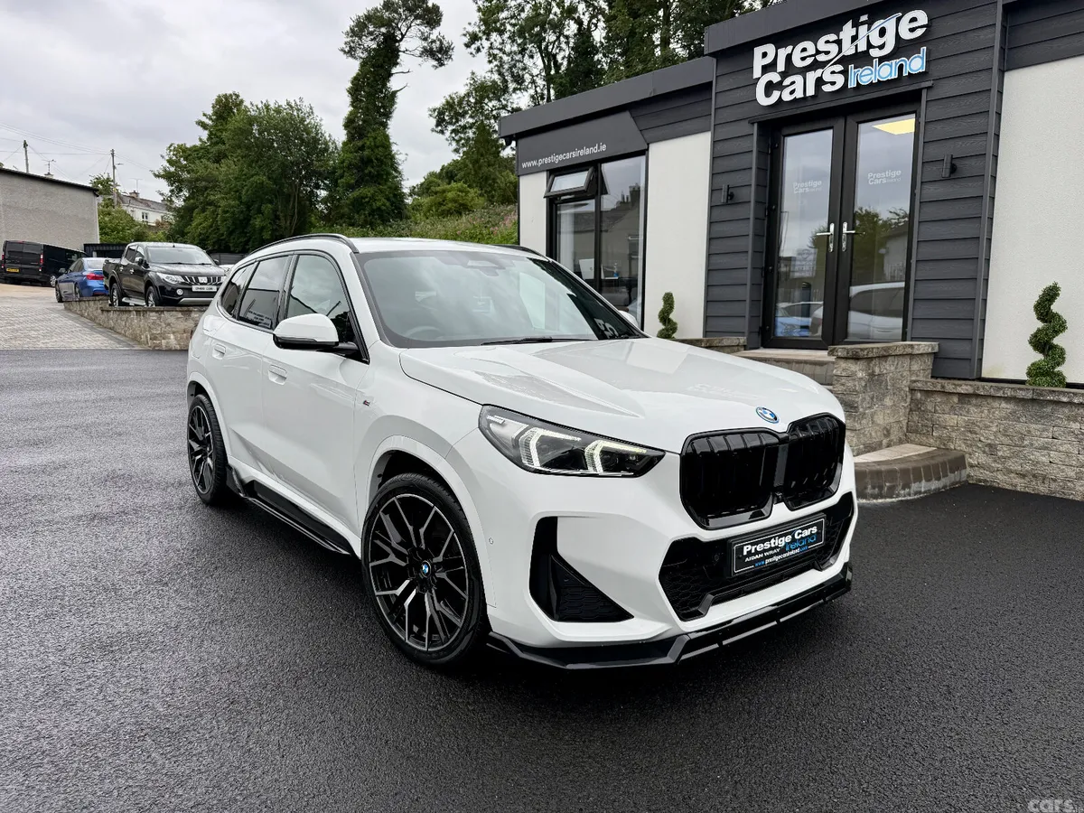BMW X1 SUV, Petrol Hybrid, 2023, White
