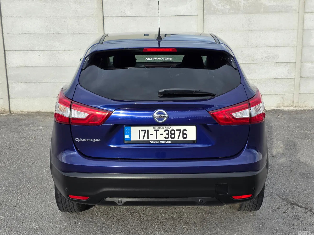 Nissan Qashqai SUV, Diesel, 2017, Blue