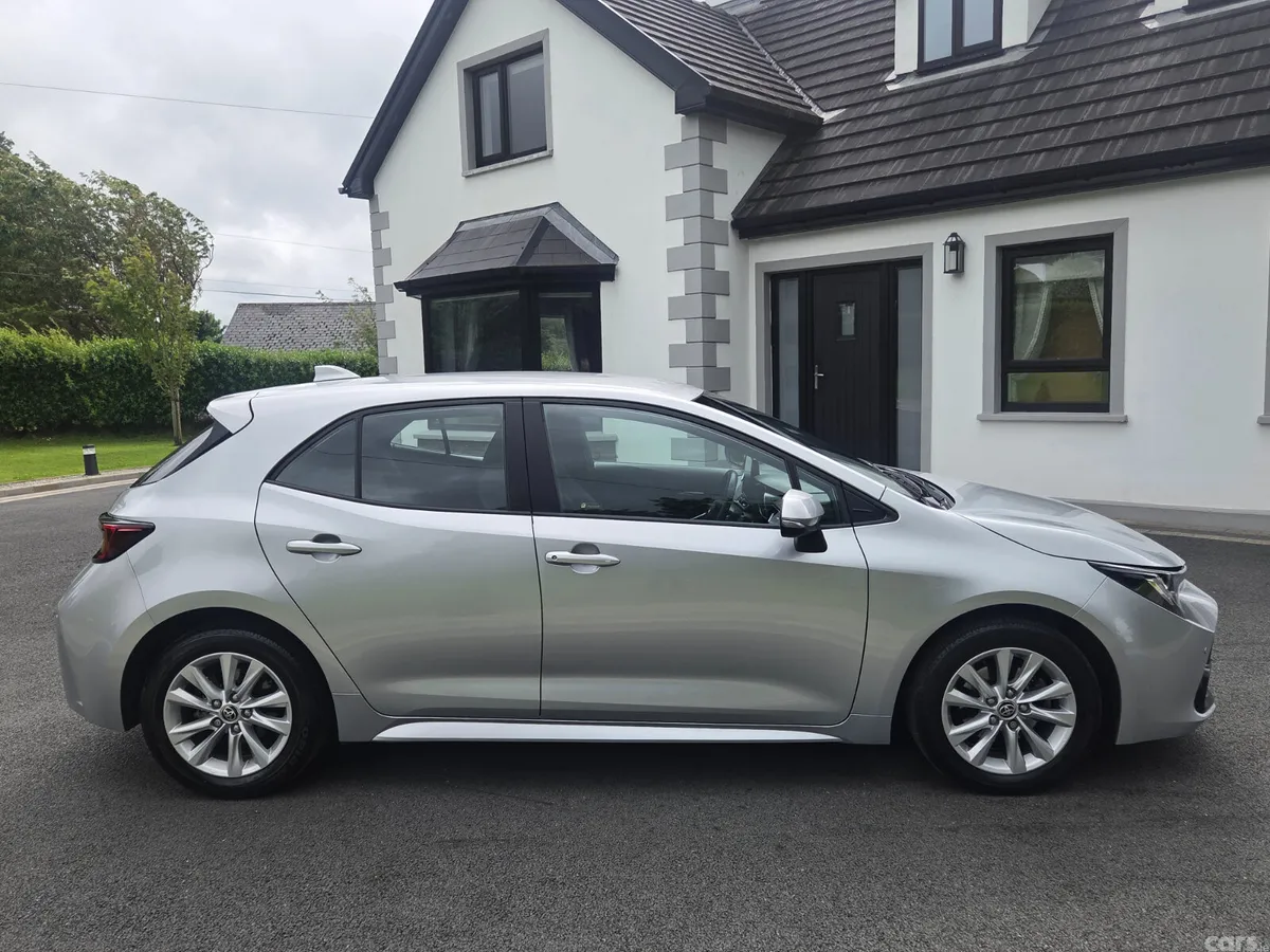 Toyota Corolla Hatchback, Petrol Hybrid, 2024, Silver