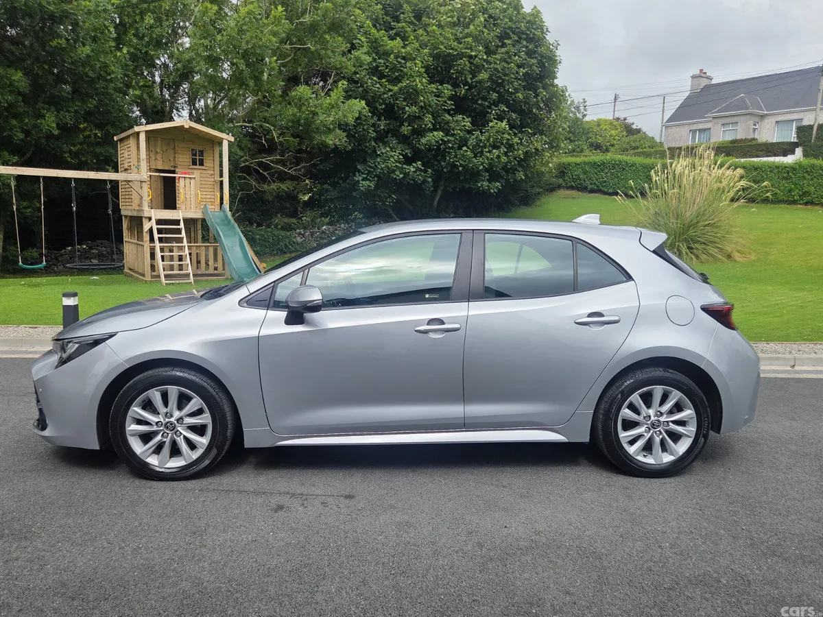 Toyota Corolla Hatchback, Petrol Hybrid, 2024, Silver