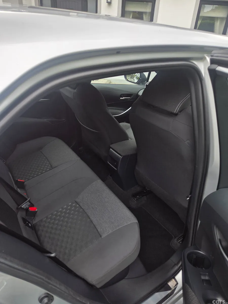 Toyota Corolla Hatchback, Petrol Hybrid, 2024, Silver