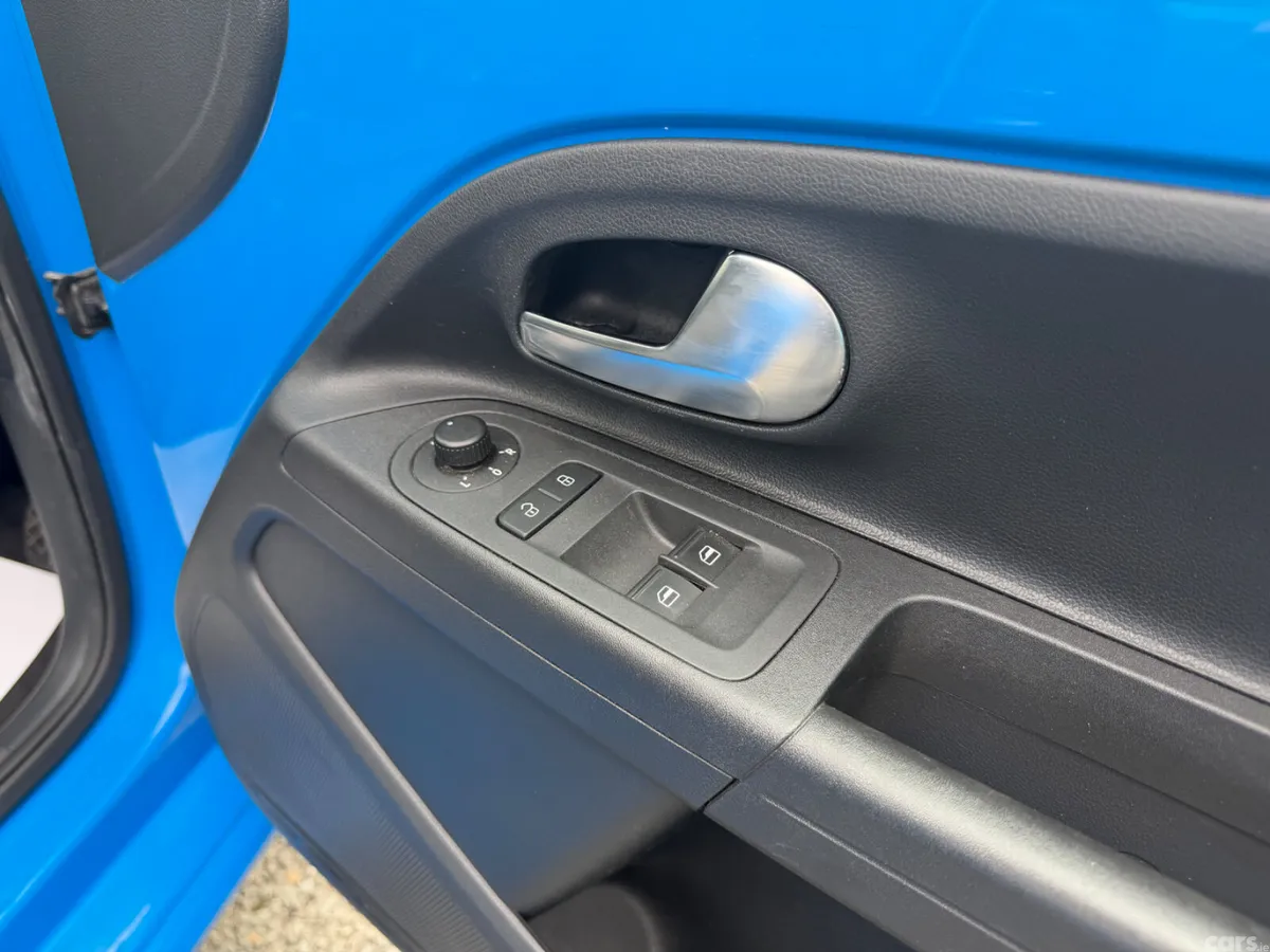 Volkswagen up! Hatchback, Petrol, 2015, Blue
