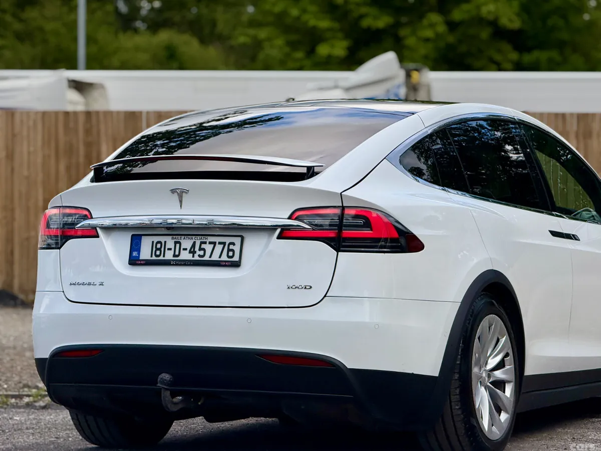 Tesla Model X Hatchback, Electric, 2018, White
