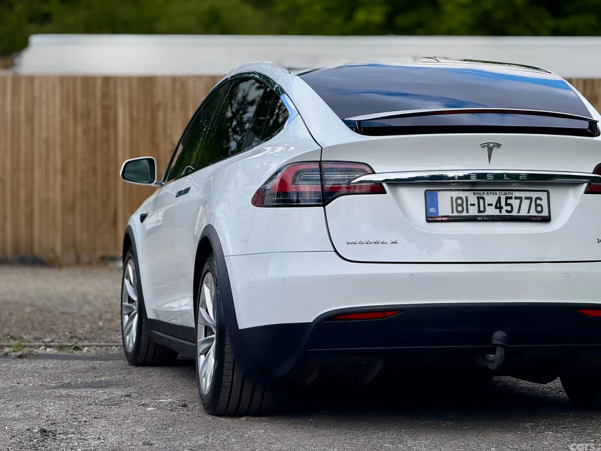 Tesla Model X Hatchback, Electric, 2018, White