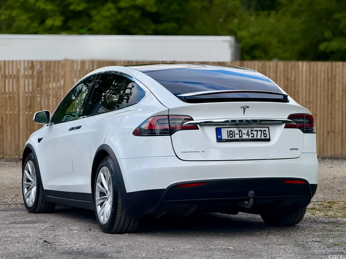 Tesla Model X Hatchback, Electric, 2018, White