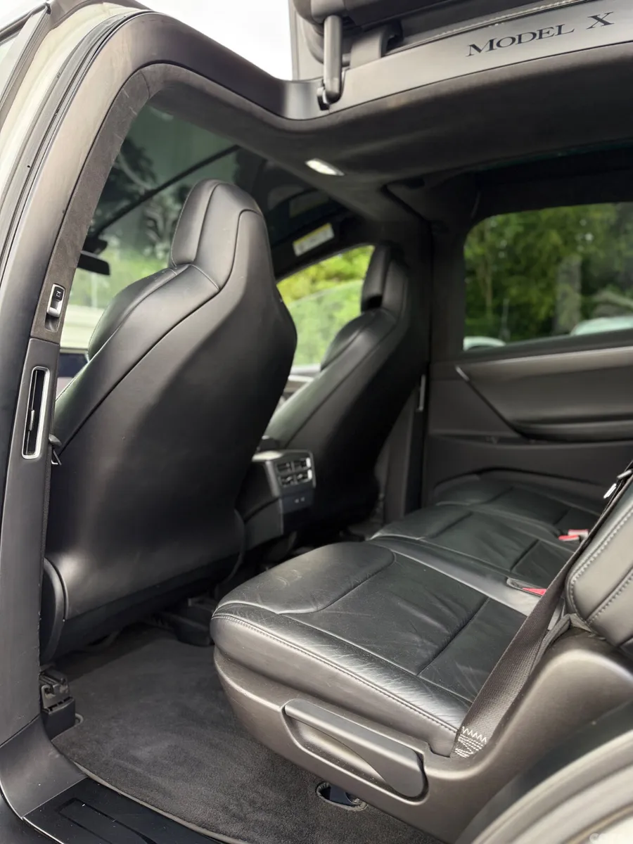 Tesla Model X Hatchback, Electric, 2018, White
