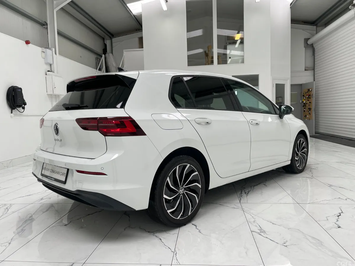 Volkswagen Golf Hatchback, Diesel, 2023, White