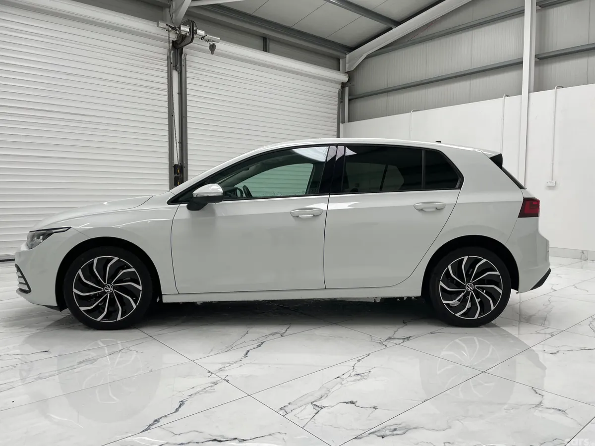 Volkswagen Golf Hatchback, Diesel, 2023, White