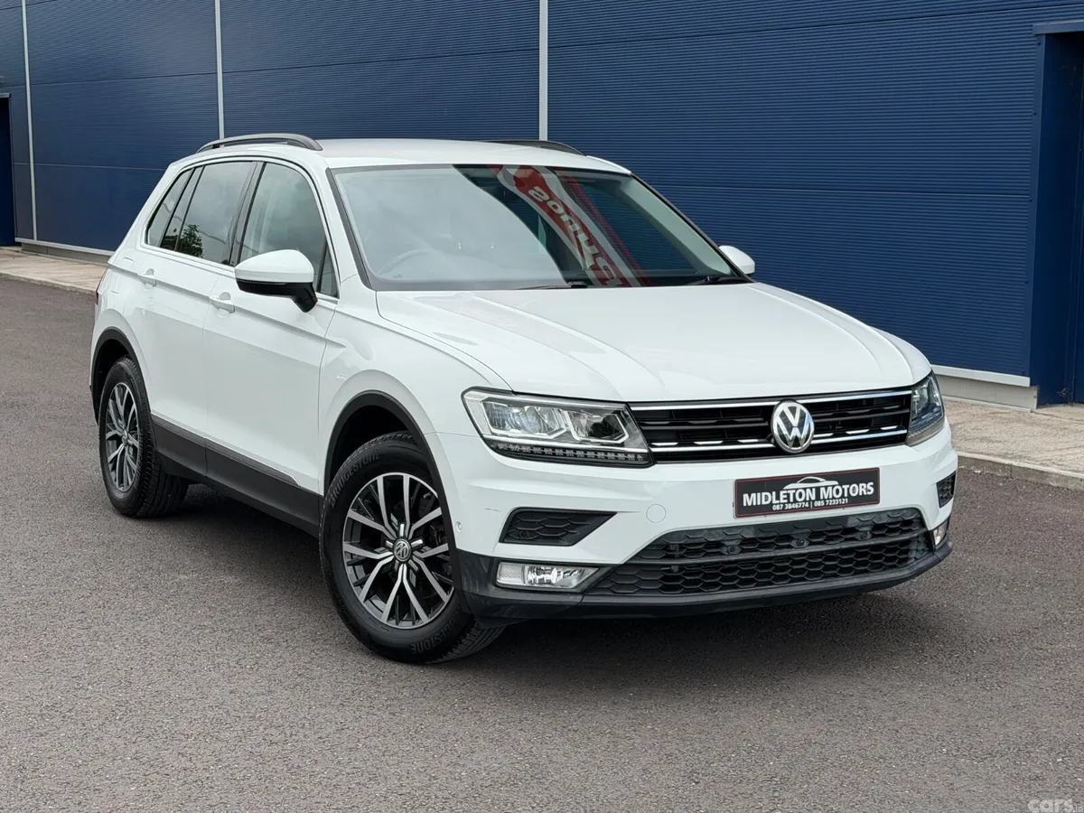 Volkswagen Tiguan MPV, Petrol, 2017, White