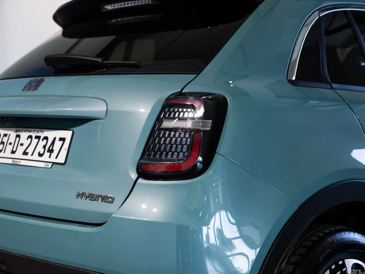 Fiat 600 Hatchback, Petrol, 2025, Blue