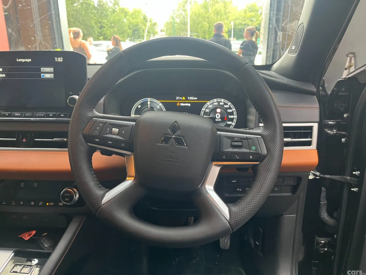 Mitsubishi Outlander SUV, Petrol Plug-in Hybrid, 2023, Black