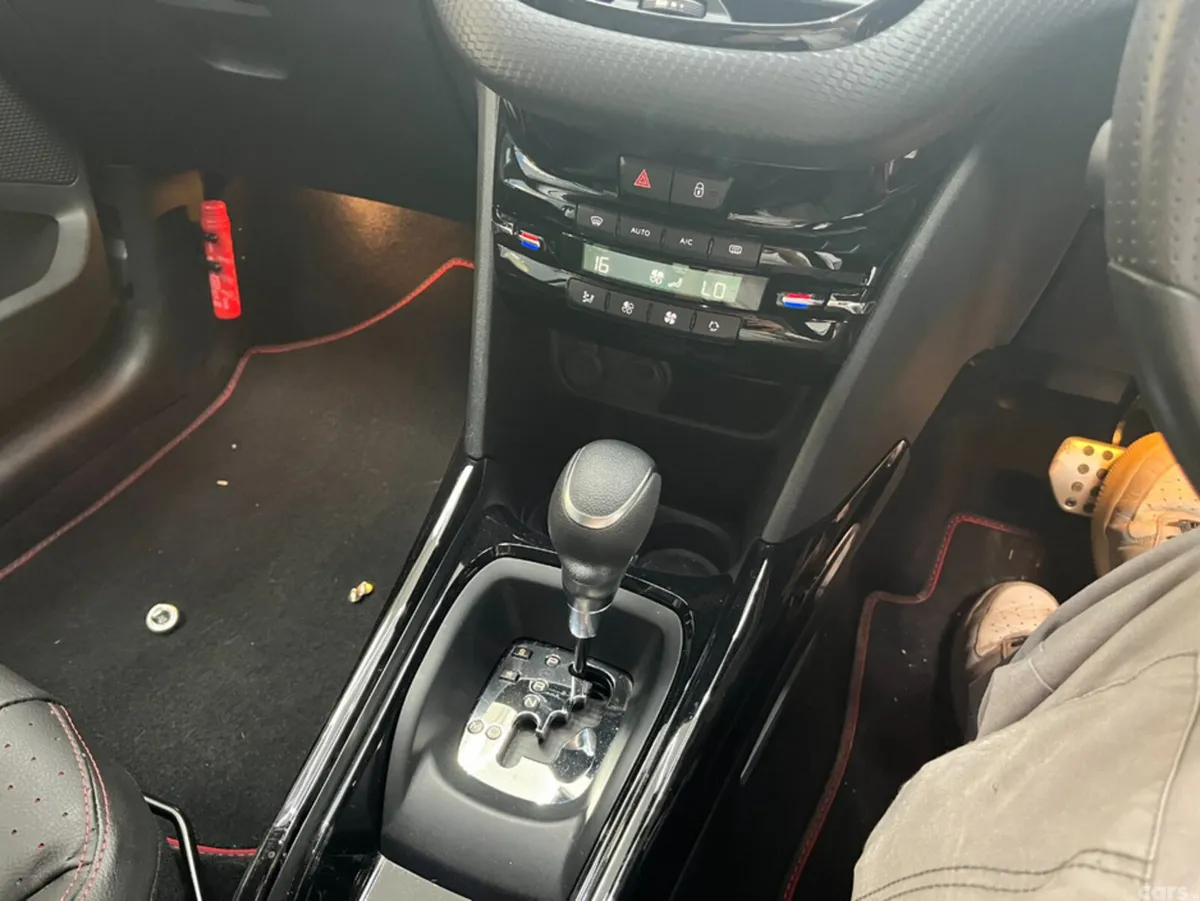 Peugeot 2008 SUV, Petrol, 2020, Blue