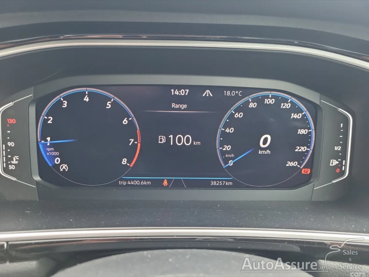 Volkswagen T-Roc SUV, Petrol, 2024, Grey