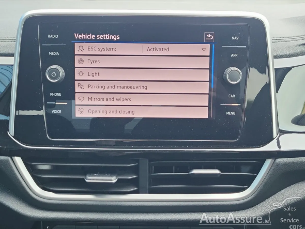 Volkswagen T-Roc SUV, Petrol, 2024, Grey