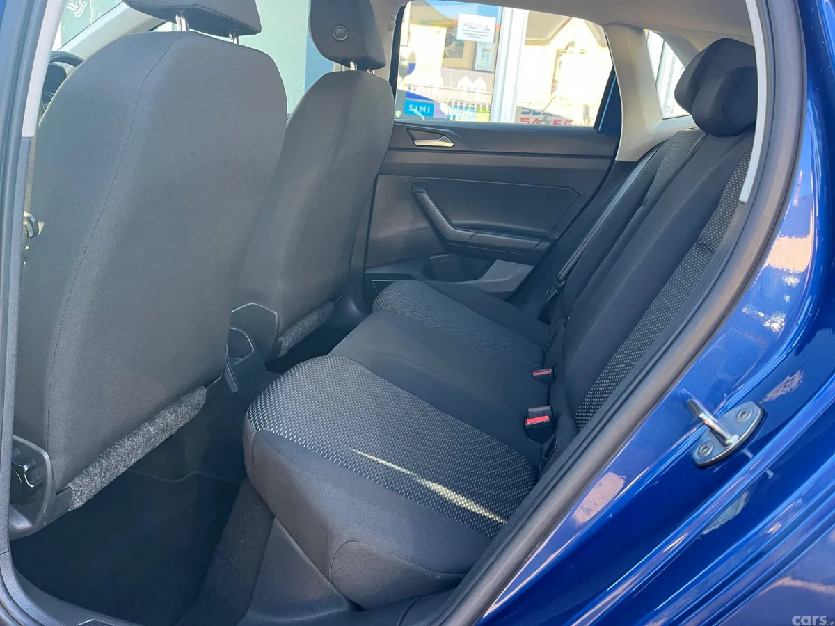 Volkswagen Polo Hatchback, Petrol, 2021, Blue