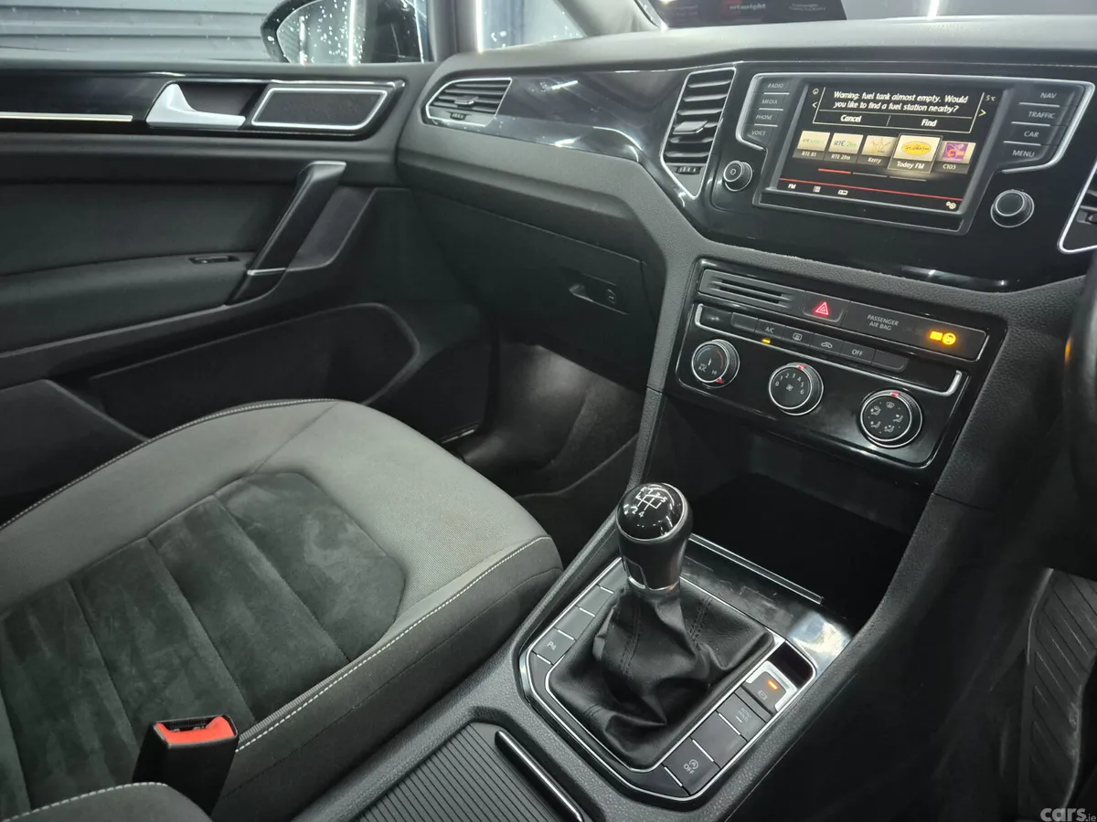 Volkswagen Golf Estate, Diesel, 2016, Black