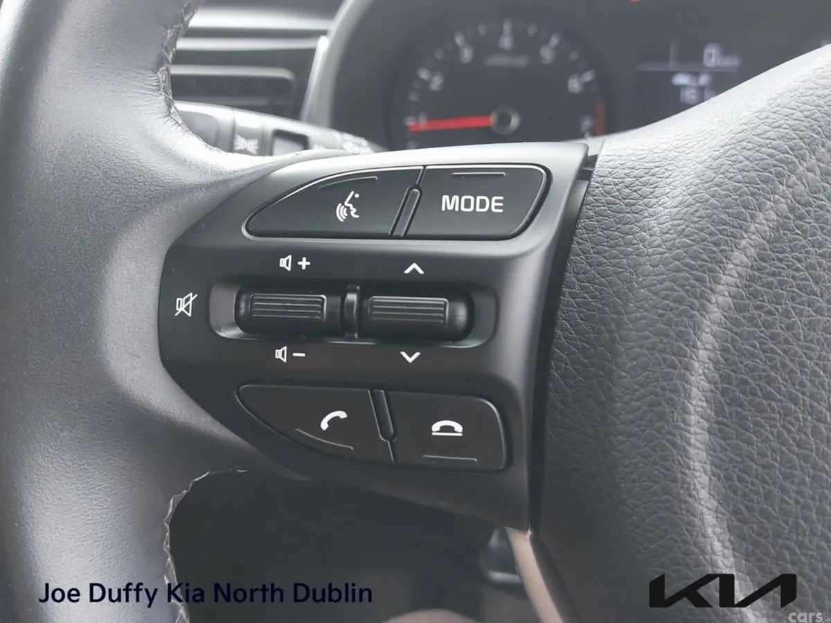 Kia Rio Hatchback, Petrol, 2023, Grey