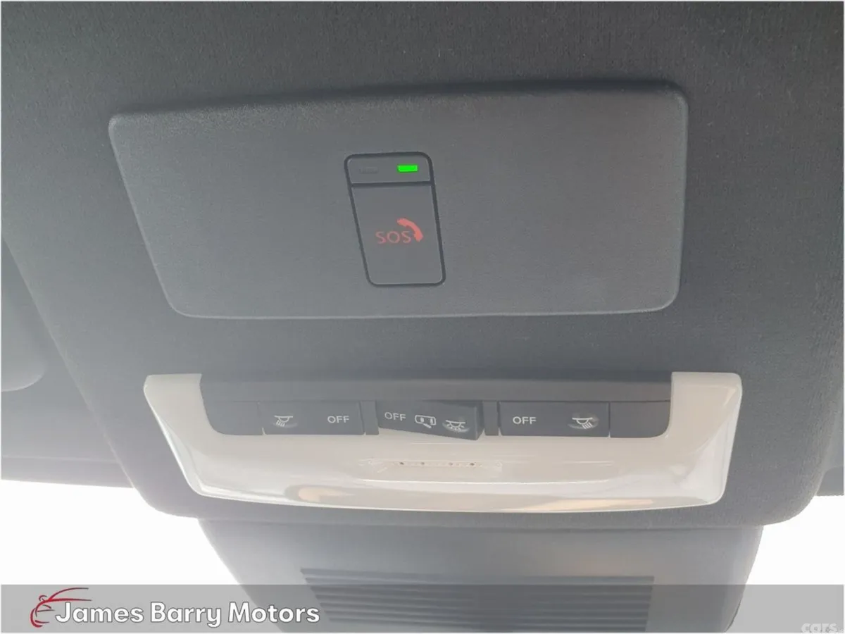Nissan Juke SUV, Petrol, 2023, Red