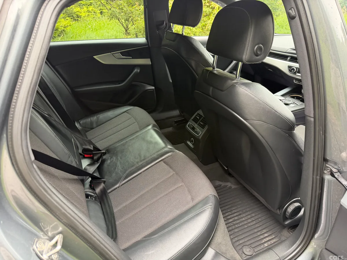 Audi A4 Saloon, Diesel, 2017, Grey