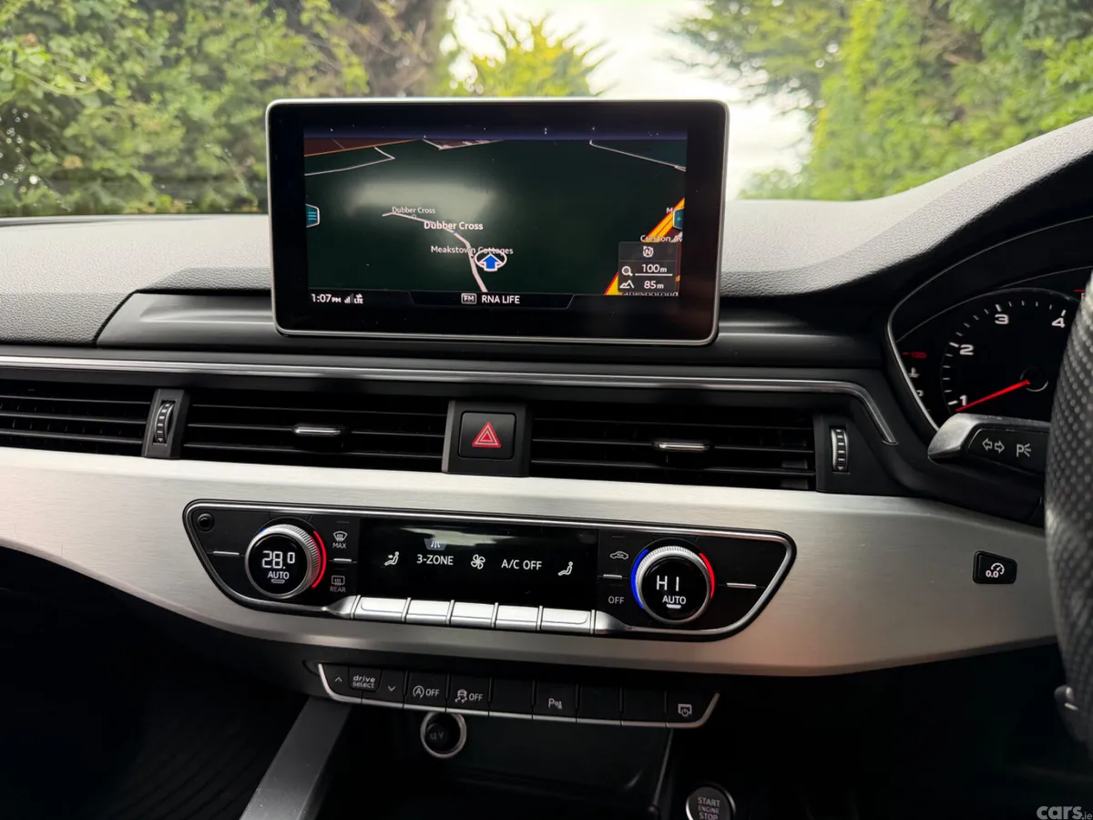 Audi A4 Saloon, Diesel, 2017, Grey