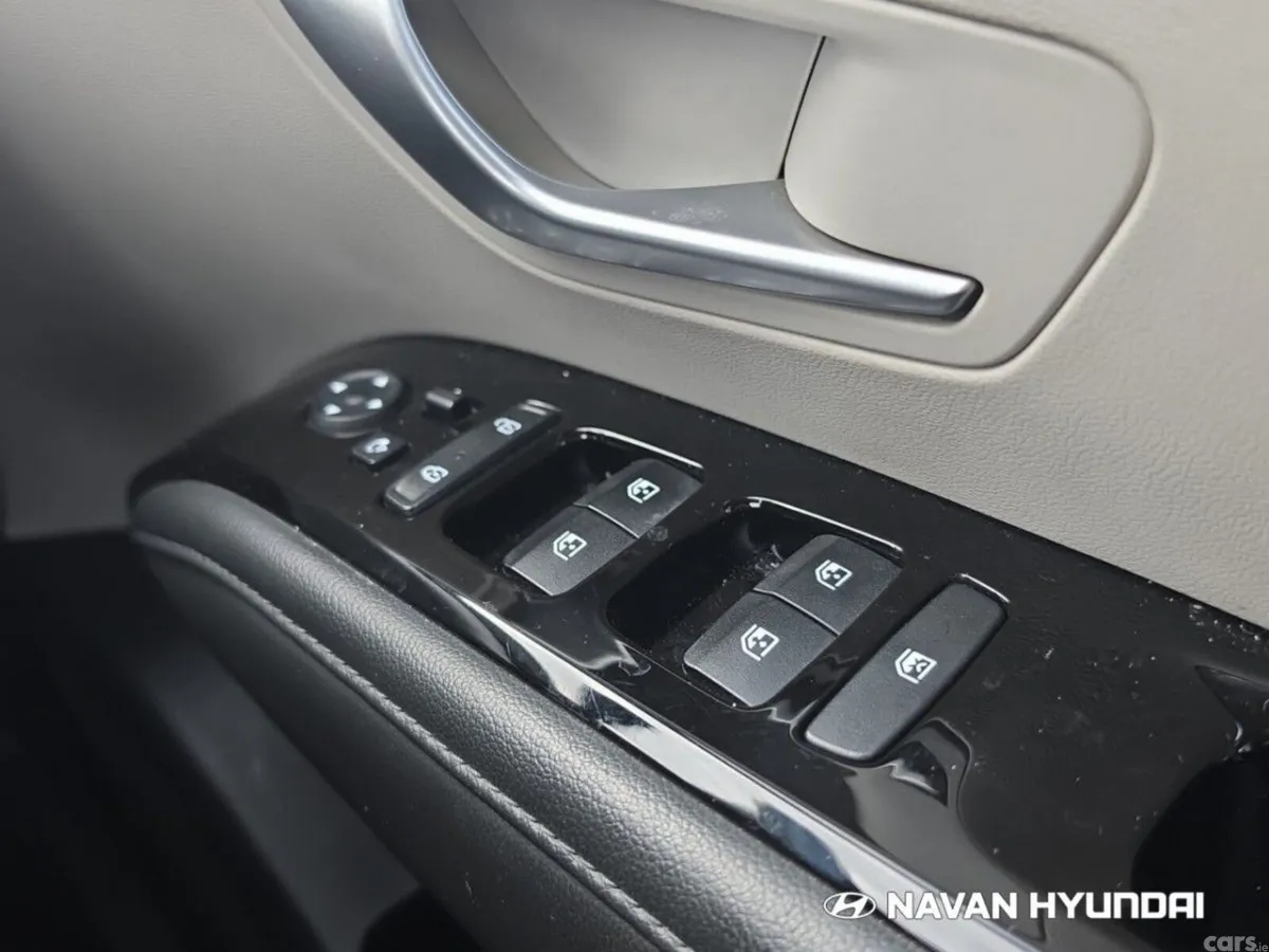 Hyundai Tucson SUV, Diesel, 2022, Red