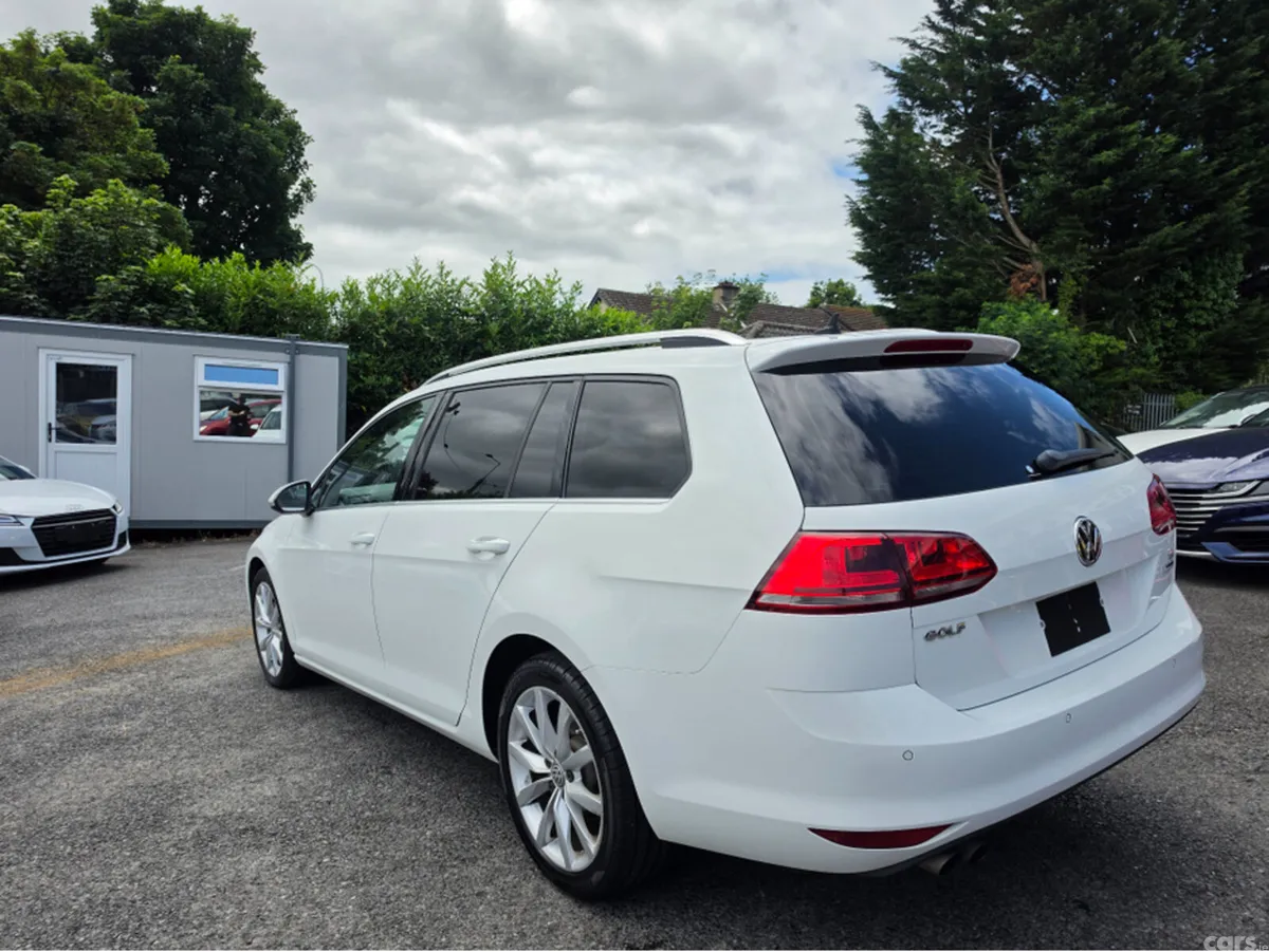 Volkswagen Golf Estate, Petrol, 2015, White