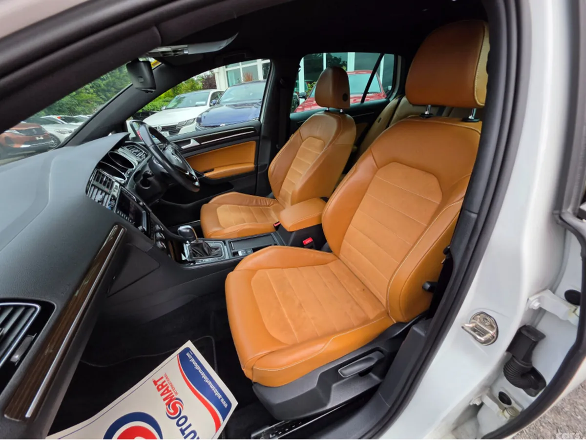 Volkswagen Golf Hatchback, Petrol, 2015, White