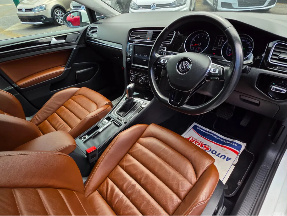 Volkswagen Golf Estate, Petrol, 2015, White