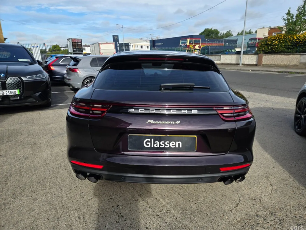 Porsche Panamera Estate, Petrol Plug-in Hybrid, 2020, Purple