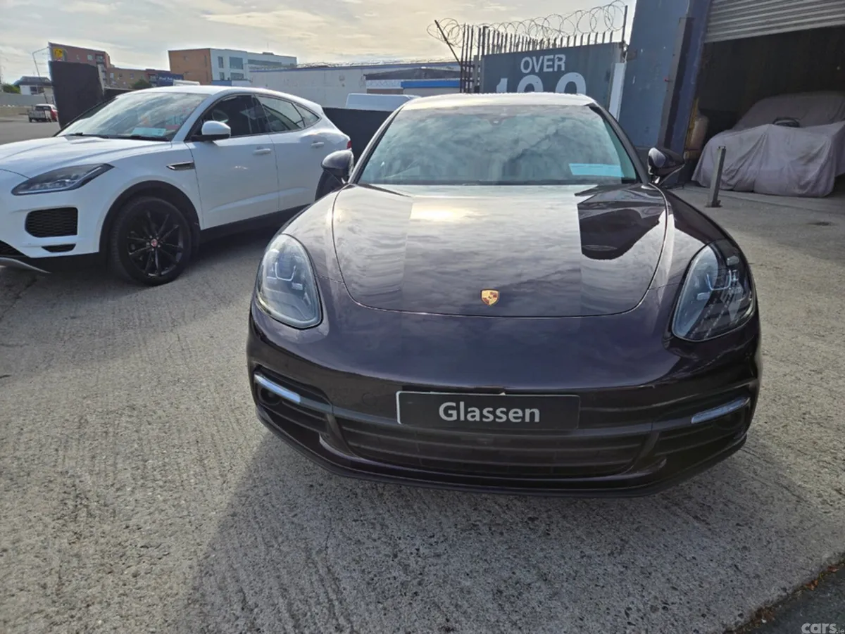 Porsche Panamera Estate, Petrol Plug-in Hybrid, 2020, Purple