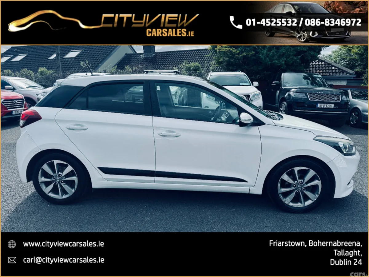 Hyundai i20 Hatchback, Petrol, 2017, White