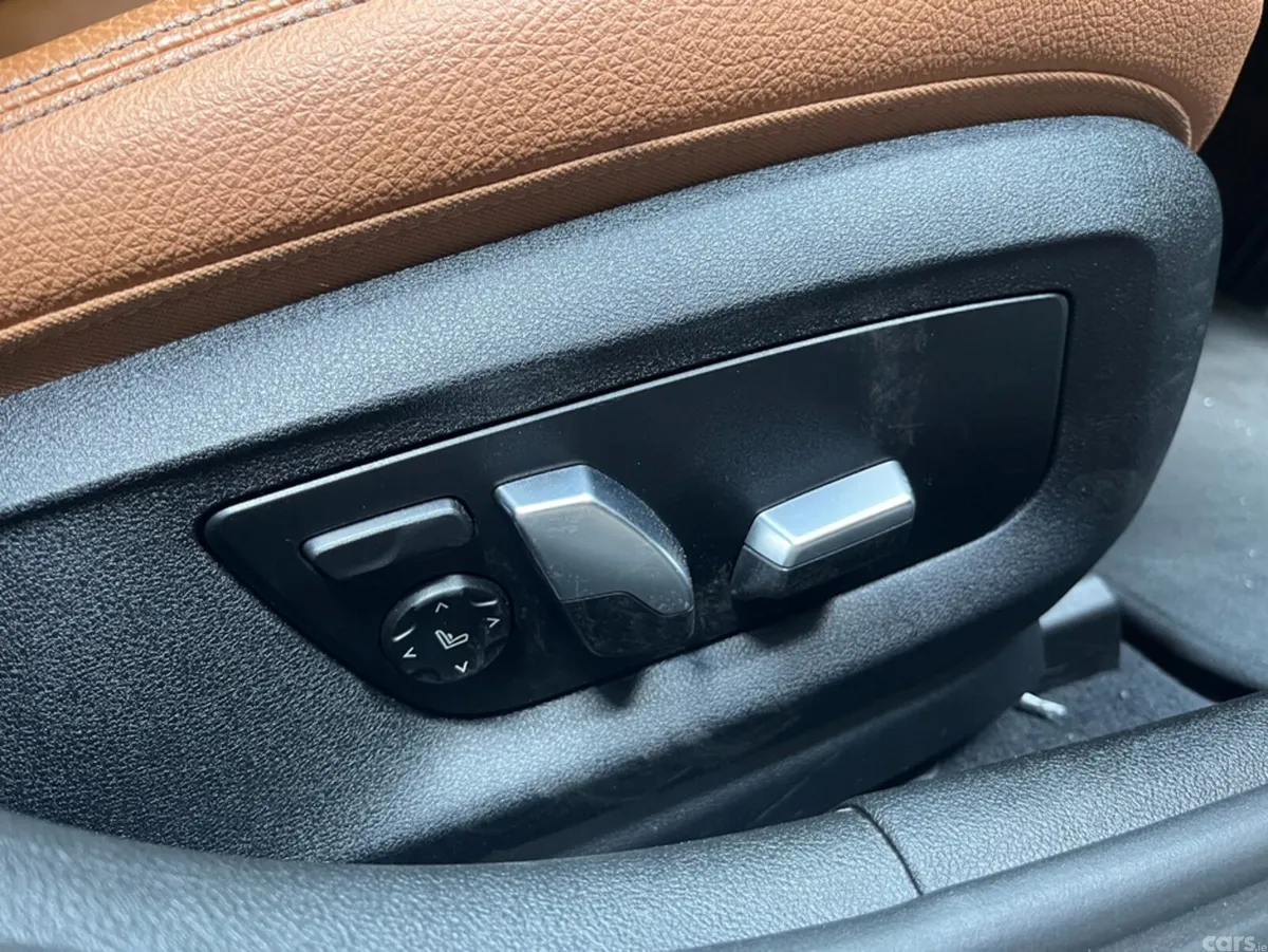 BMW 5-Series Saloon, Petrol Plug-in Hybrid, 2022, White
