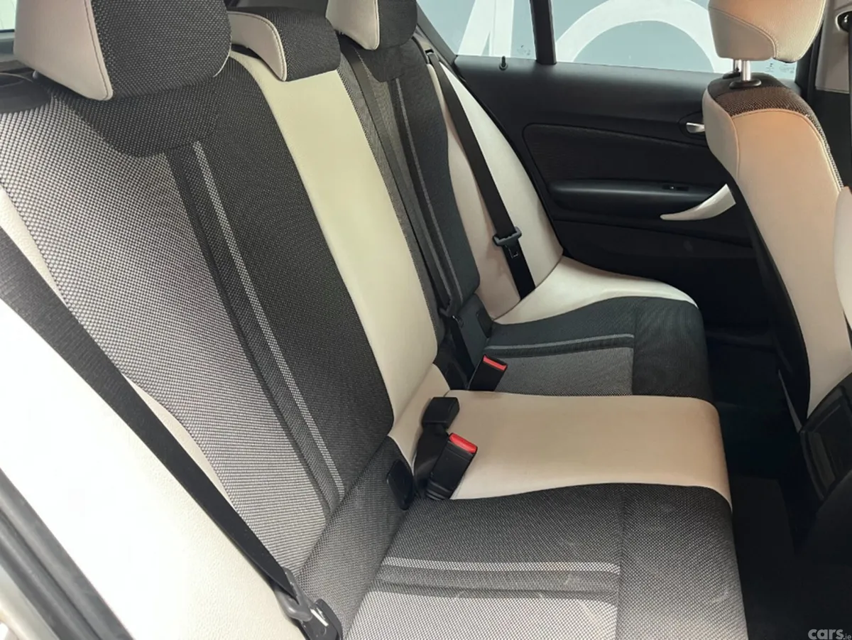 BMW 1-Series Hatchback, Diesel, 2017, Silver