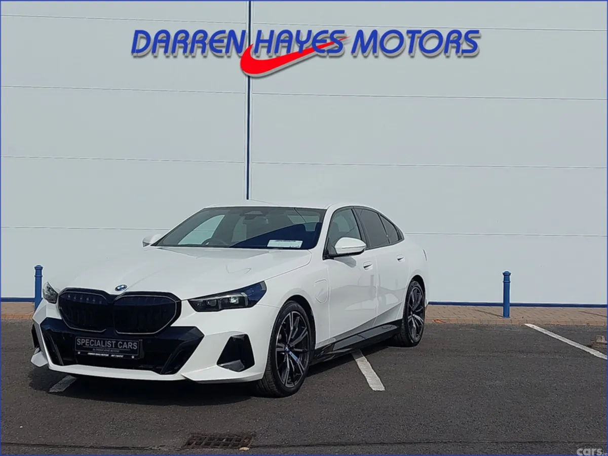 BMW 5-Series Saloon, Petrol Plug-in Hybrid, 2025, White