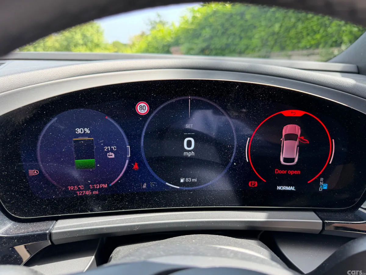Porsche Macan SUV, Electric, 2025, Black