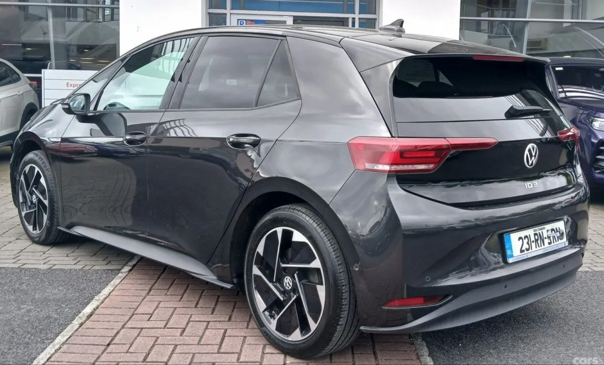 Volkswagen ID.3 Estate, Electric, 2023, Grey