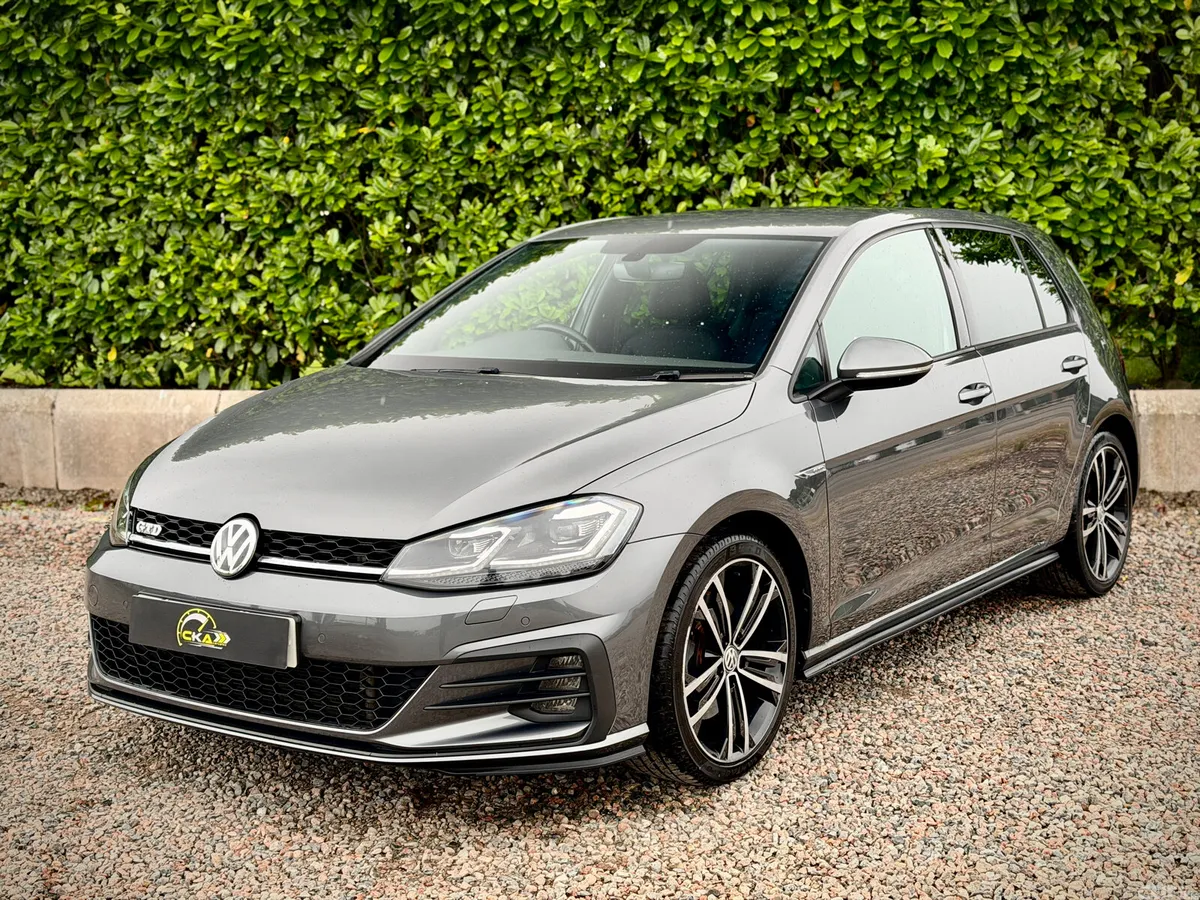Volkswagen Golf Hatchback, Diesel, 2017, Grey