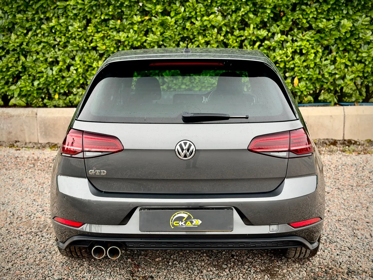 Volkswagen Golf Hatchback, Diesel, 2017, Grey
